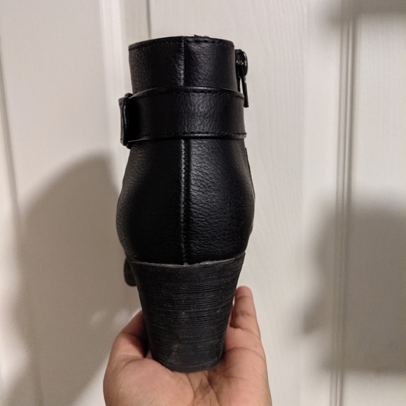 3for30!!! Black American Eagle booties - Picture 5 of 10